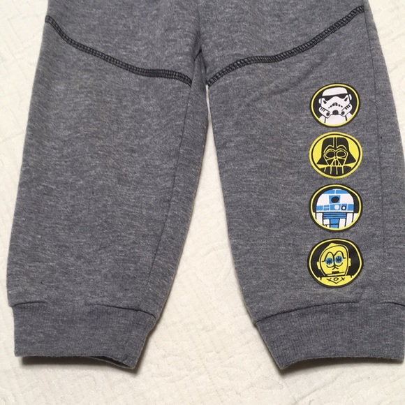 18m (4/$20) Star Wars Joggers - Picture 2 of 12